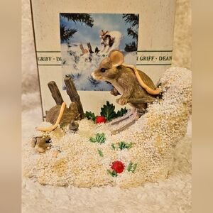 Charming Tails Figurine Hot Doggin Retired Vintage